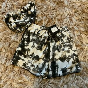 That gurl two piece shorts set.